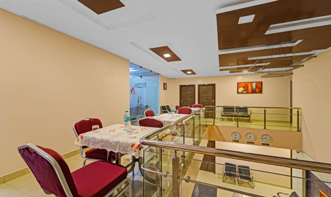 Hôtel Treebo Trend Aadvik Sai Residency à Chennai Extérieur photo
